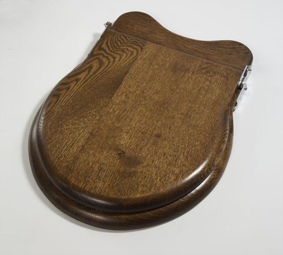 Sandringham Toilet Seat, Medium Oak Old Fashioned Bathrooms