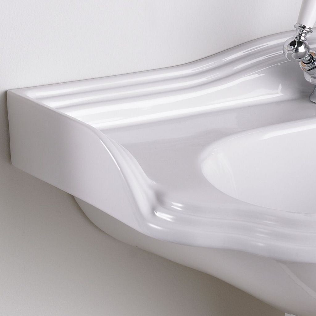 St. James Hampton Large Basin and Pedestal