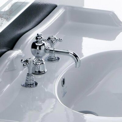 Old England Suffolk, 90cm Console Basin and Ceramic Legs - Image 4