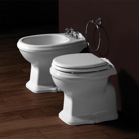 Old England Suffolk Bidet in white Old Fashioned Bathrooms