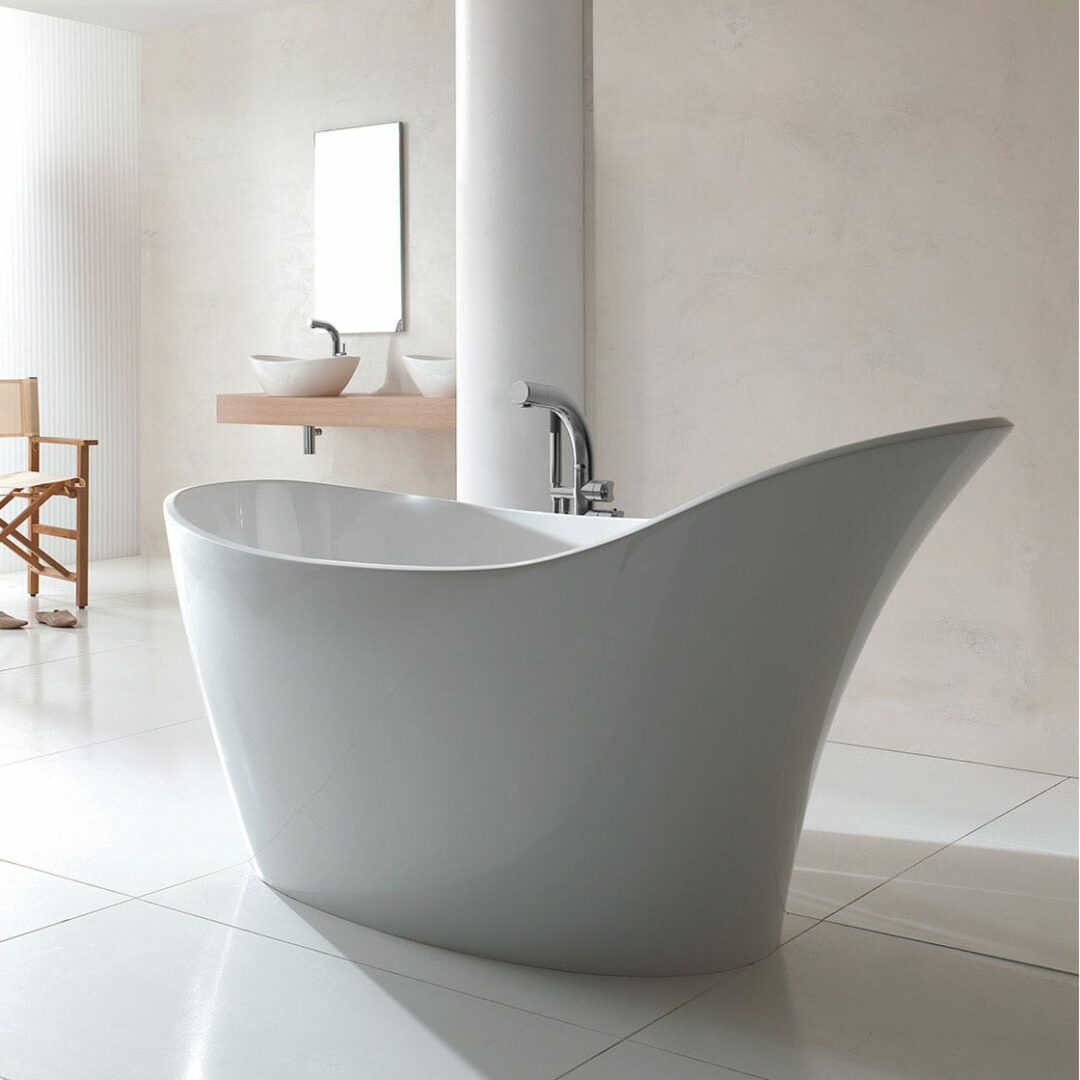 Victoria Albert Amalfi Rimless Slipper Bath