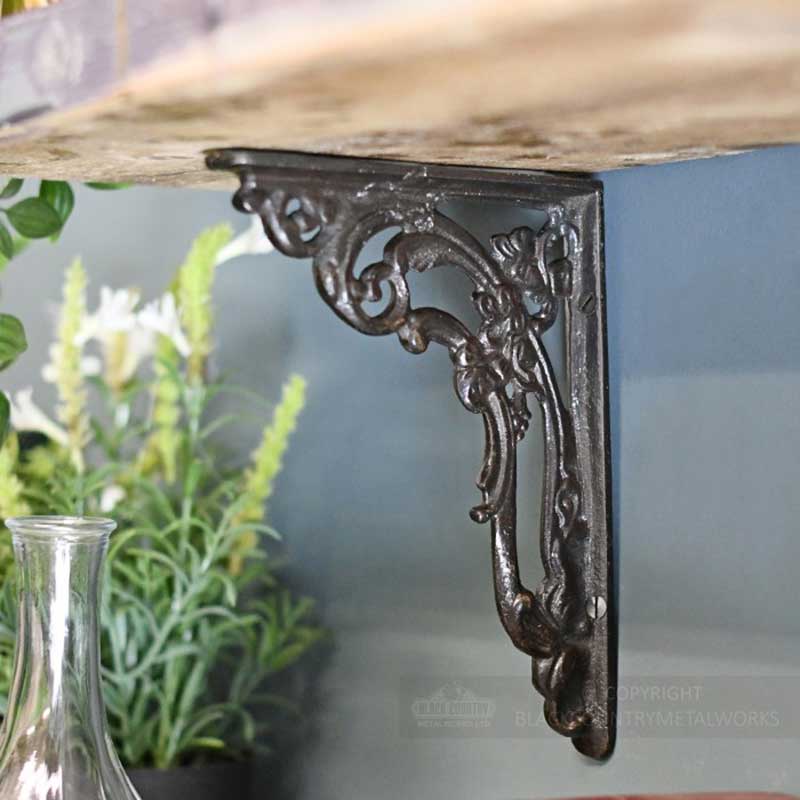 ornate_victorian_amalina_scroll_bracket_small