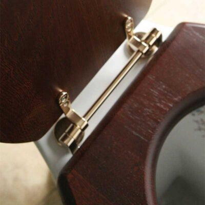 Silverdale Toilet Seat - For Close Coupled and BTW Pans - Image 4