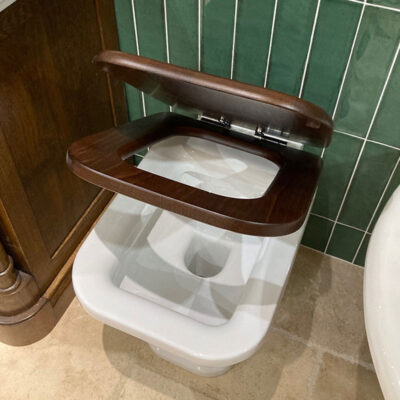 Waldorf-Walnut-Toilet-Seat-2