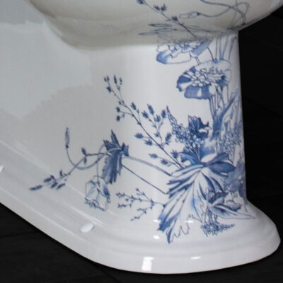Victorian Blue Floral Close Coupled Toilet - Image 4