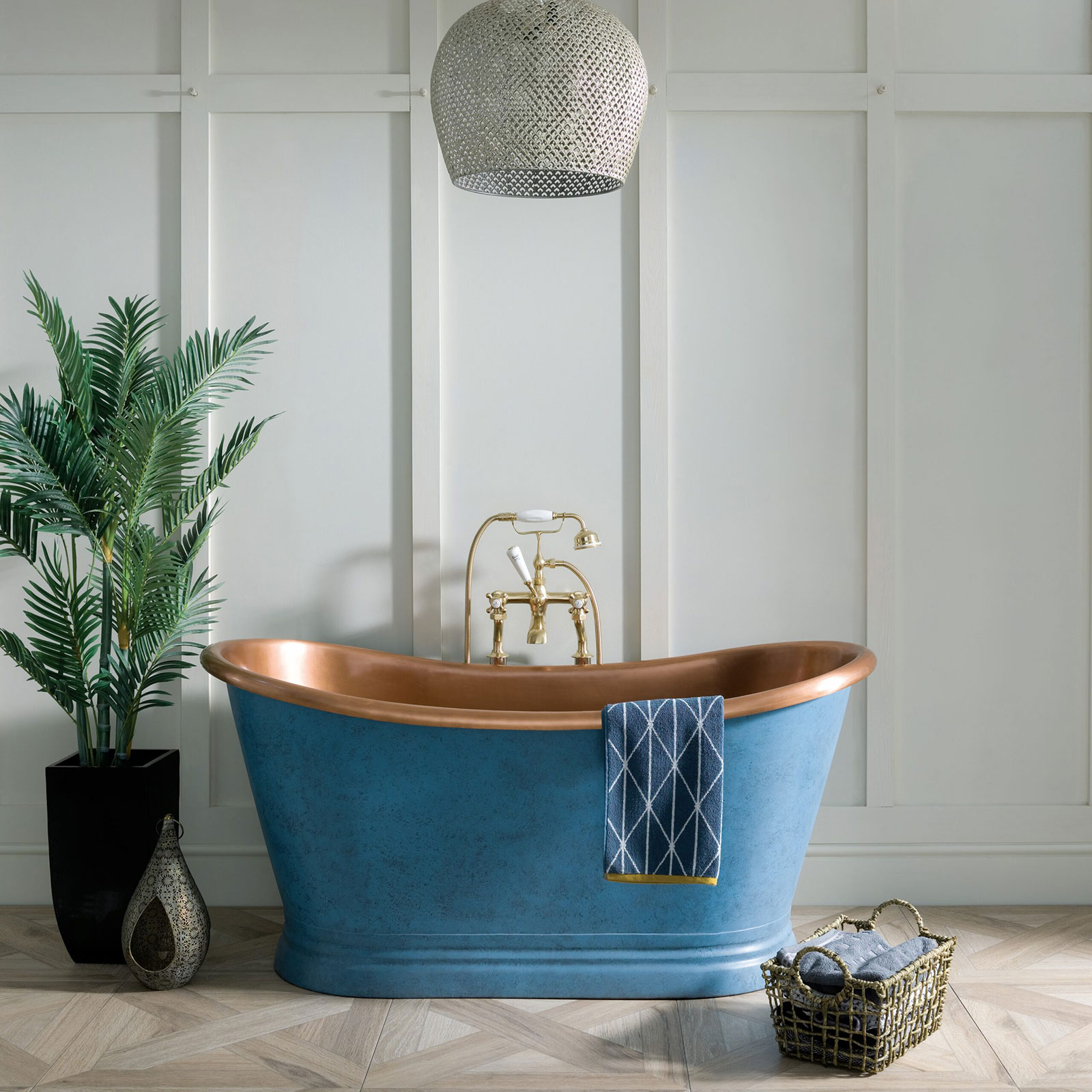 bc-designs-copper-boat-bath