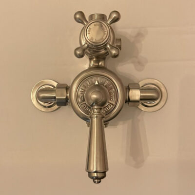 St James Nickel Traditional Exposed Valve- 2 Outlets - Image 4