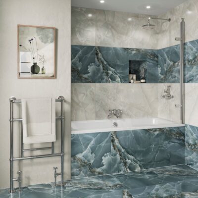 Burlington Classique Hinged Bath Screen - Chrome