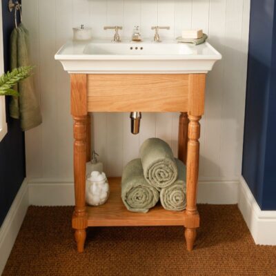 Thomas Crapper 600mm Washstand with turned legs