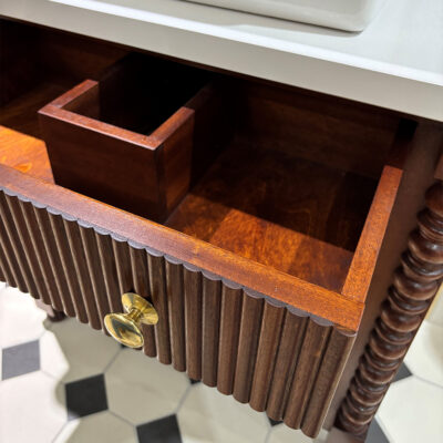 Bobbin Vanity Unity with Thomas Crapper Basin Set