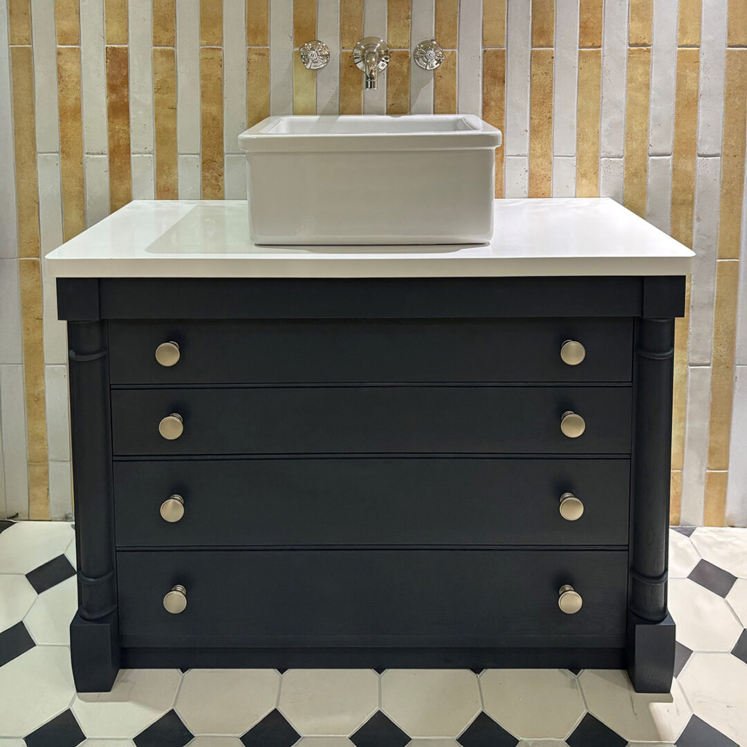 Thomas Crapper Basin Set with Chest of Drawers Vanity Unit